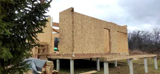 Haus 76 m² nach individuellem Projekt, Dorf Shirokovo: Wandmontage