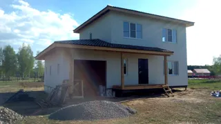 Garage nach Projekt „Slawjanka mini + Garage“, Dorf Nazarovo: Fassadenverkleidung