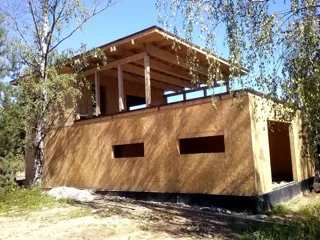 Garage nach Projekt „Garage“, Gebiet Kostroma: Wandmontage