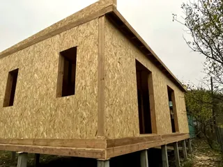 Haus nach Projekt „Mistika - E2.8“, Gebiet Nischni Nowgorod: Wandmontage