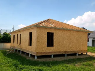 129,55 m² house built to a custom design, Kostroma Region: roofing