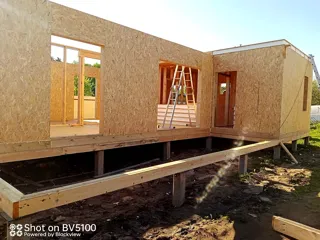 Haus 102 m², Projekt „Mistika - E2.8“, Gebiet Moskau: Wandmontage