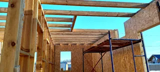 Özel projeye göre 145 m² ev, Kopnino köyü: duvar montajı