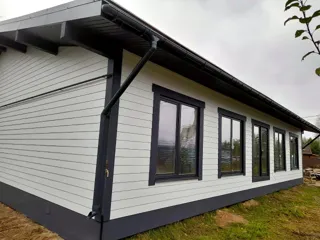 Haus 228 m² nach individuellem Projekt, Dorf Lunevo