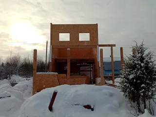 55 m² ev, özel proje, “Ivanovets” SNT: ikinci kat ve çatı katı