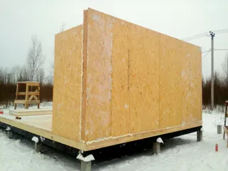 Haus nach Projekt „Mistika - S2.5“, Dorf Degtyarevo: Wandmontage