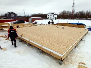 Haus 90,3 m² nach individuellem Projekt, Dorf Pazushino: SIP-Boden auf Höhe 0