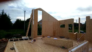 House, custom design, Kostroma 28: wall assembly