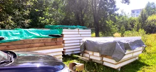 House built to a custom design, Rodniki: foundation and sill strapping