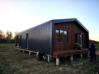 Haus nach Projekt „Barnhouse 65“, Dorf Kryukovo: Fassadenverkleidung