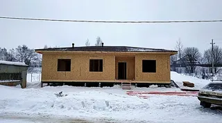 Eingeschossiges Haus nach Projekt „Sabawa“, Dorf Dyakovo: fertiges Haus