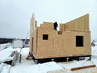 House based on the “Evseevo 2.8” design, Sharapovo village: wall assembly