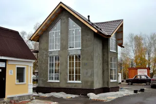 Haus nach Projekt „Musterhaus“, Yaroslavl: Fassadenverkleidung