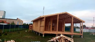 House based on the “Barnhouse 76.1” design, Zaporozhskoe settlement: wall assembly
