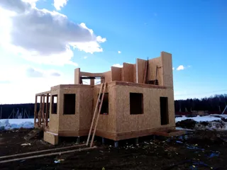 Banja, Projekt „Florida“, Dorf Balabanovo: Wandmontage