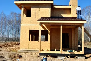 Haus nach Projekt „Sews“, Dorf Koltsovo: Fertiges Haus