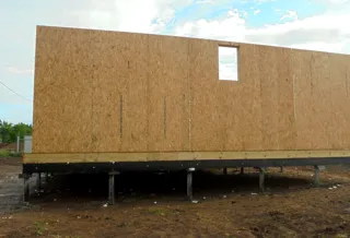 Haus nach Projekt „Michigan“, Galich: Wandmontage