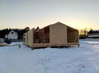 House based on the “Barnhouse 110” design, Moscow Region: wall assembly
