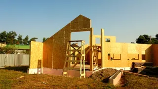 Haus nach individuellem Entwurf, Region Belgorod: Wandmontage