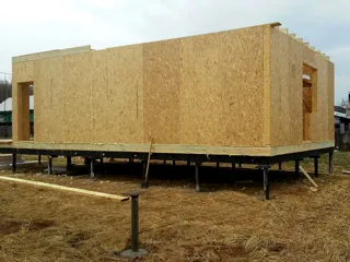 Haus nach individuellem Entwurf, Dorf Barskoe-Tatarovo: Wandmontage