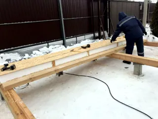 Haus 44,5 m² nach individuellem Projekt, Dorf Ignatovo: Fundament und Grundrahmen