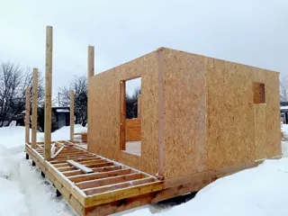 55 m² ev, özel proje, “Ivanovets” SNT: duvar montajı