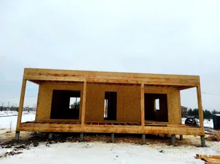 Özel projeli ev, Romanovka kasabası: duvar montajı