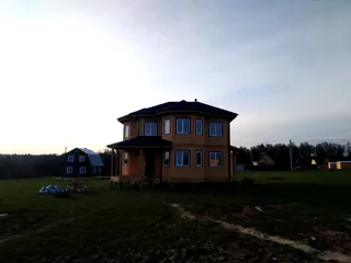 Banja, Projekt „Florida“, Dorf Balabanovo: fertiges Haus