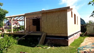Haus nach individuellem Entwurf, Dorf Novo-Talitsy: Wandmontage
