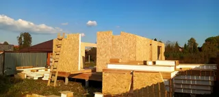 Custom-design house, Nastasino village: wall assembly