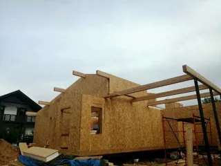 Haus 228 m² nach individuellem Projekt, Dorf Lunevo: Dach