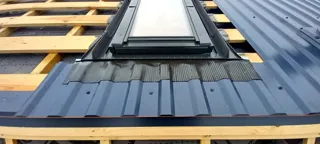 Özel projeye göre 145 m² ev, Kopnino köyü: çatı