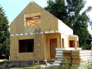 Haus nach individuellem Entwurf, Gavrilov-Yam: Wandmontage