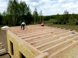 Haus nach Projekt „Mistika - E2.8“, Dorf Novoe: Dach