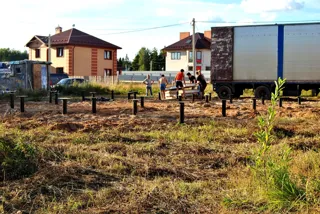 Haus nach Projekt „Sokol - 2“, Dorf Krivtsovo: Fundament und Grundrahmen