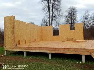 122 m² house built to a custom design, Alferevo village: wall assembly