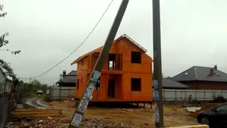 Haus nach Projekt „Majak“, Dorf Verkhnee Myachkovo: Innenwände