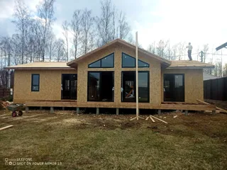 Haus nach Projekt „Arizona mini“, Gebiet Kostroma: Wandmontage