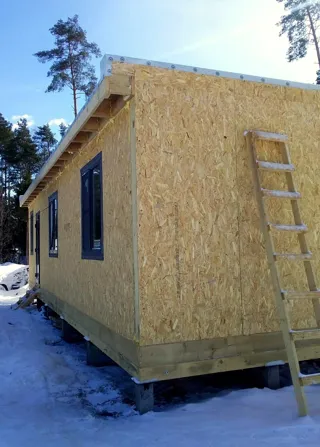 Haus nach Projekt „Mistika - E2.8“, Cottage-Siedlung „Borissowka“: Wandmontage