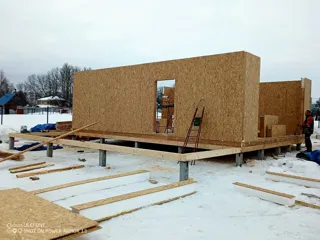 Haus 90,3 m² nach individuellem Projekt, Dorf Pazushino: Wandmontage