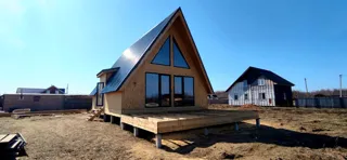 Custom-design house, Pavlikovo village: finished building