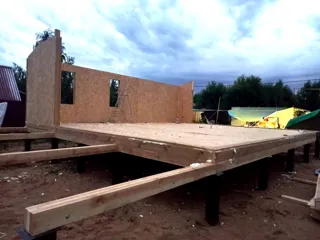 Haus 100 m² nach Projekt „Barnhouse 76.1“, Gebiet Moskau: SIP-Boden auf Höhe 0