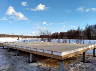 Haus nach Projekt „Mistika - S2.5“, Dorf Velisovo: SIP-Boden auf Höhe 0