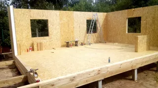 “Zareçe” projesine göre 104 m² yazlık ev, Ivanovo: duvar montajı