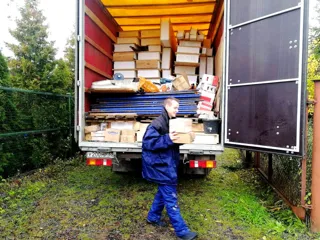 Haus, individuelles Projekt, SNT „Lasarewo“: Lieferung des Hausbausatzes