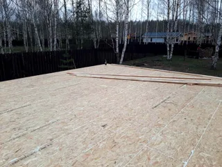 Özel projeye göre 94,5 m² ev, Yaroslavl bölgesi: 0 kotunda SIP panel zemin