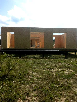Haus nach Projekt „Mistika - S2.8“, Narofominsk: Wandmontage