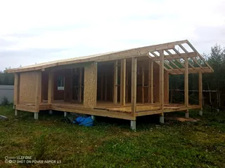Haus nach individuellem Entwurf, Dorf Konokhovo: Wandmontage