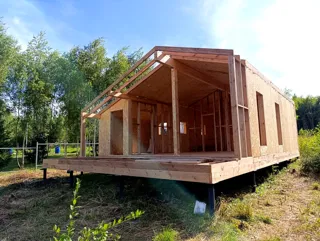 Haus nach Projekt „im Dorf Wjatkowo“, Gebiet Iwanowo: Wandmontage