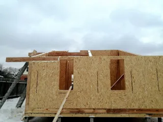 Haus nach individuellem Entwurf, Domodedovo: Wandmontage